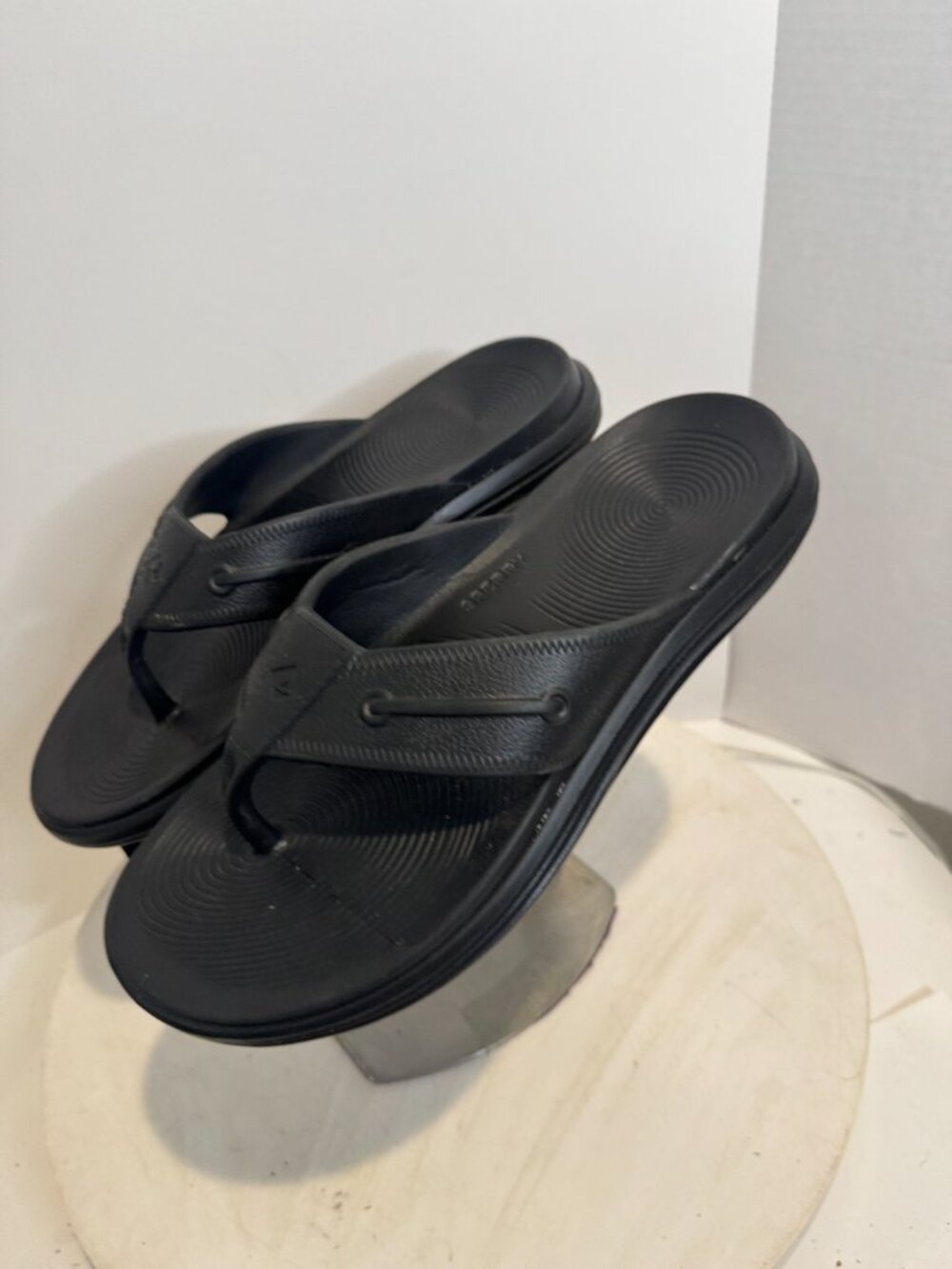 Sperry WINDWARD FLOAT THONG Women's size 11 Brand New STS86577